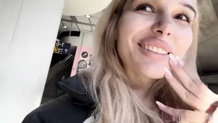 TS Shemale in Public Toilet Bareback Blowjob and Fuck