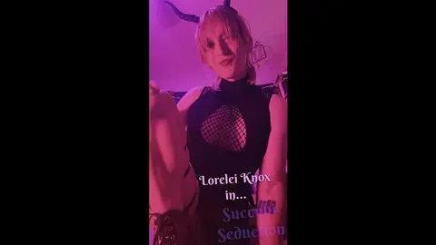 Trans Ladyboy Seduces Man in Dark Room Blowjob Scene