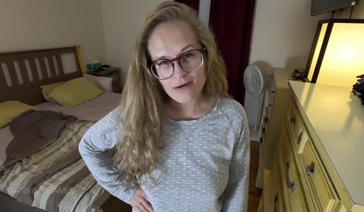 Trans Babe Sucks Cock In Hardcore Scene