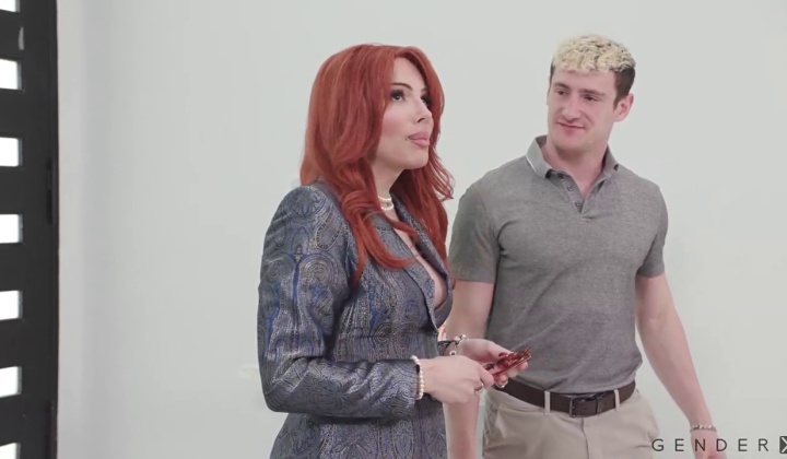 Ariel Demure Gets Fucked By Tommy Parker