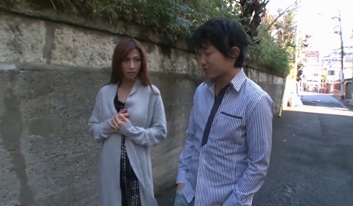 Akari Asahina Molested in Movie Theater