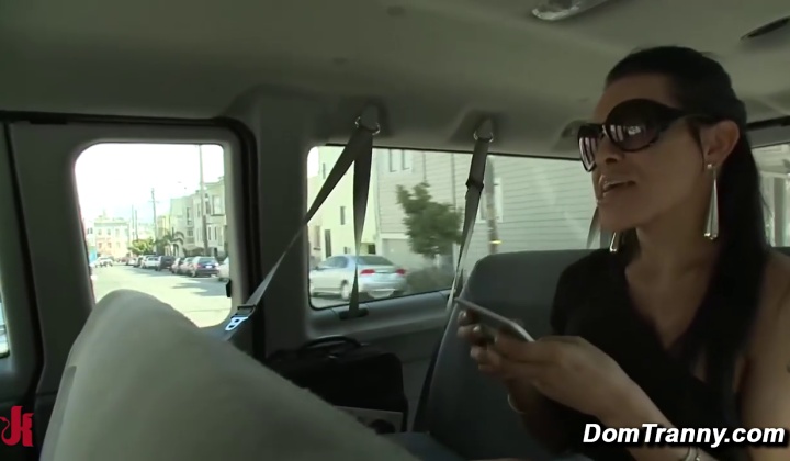 ts foxxy fucks male hard  ?