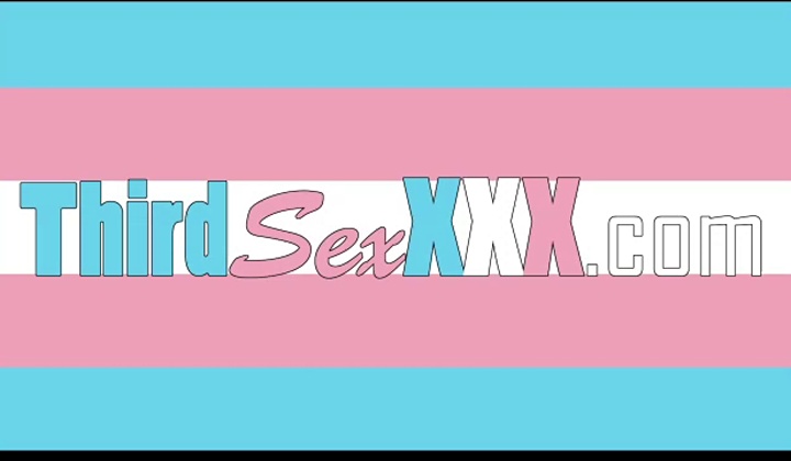 Trans Girls Jenna Creed, Roxxie Moth & Pixi Lust Threesome Anal Play