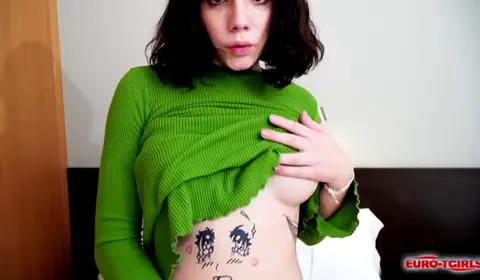 TS Babe Jessica Kate Takes Thick Cock Bareback
