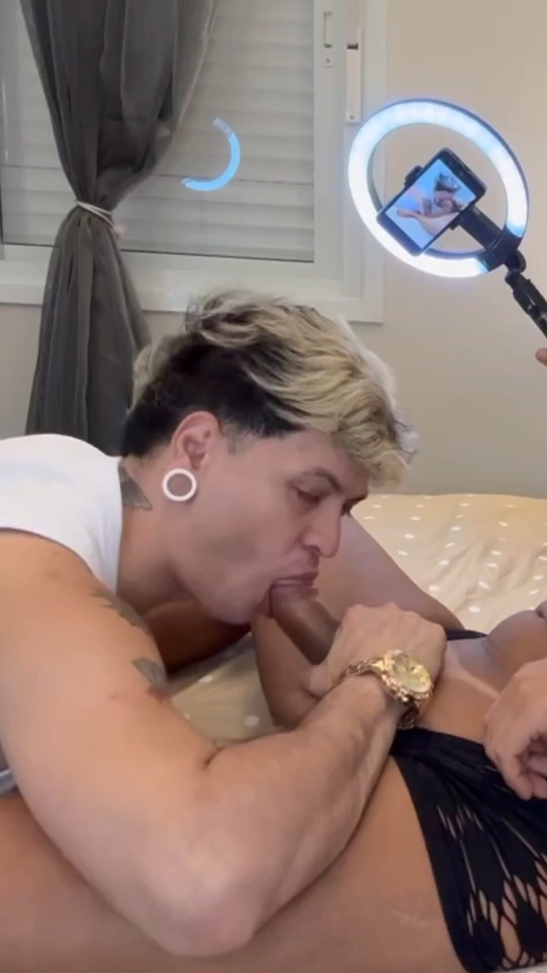 Femboys Enjoy Blowjob From Trans Guy With Big Cock