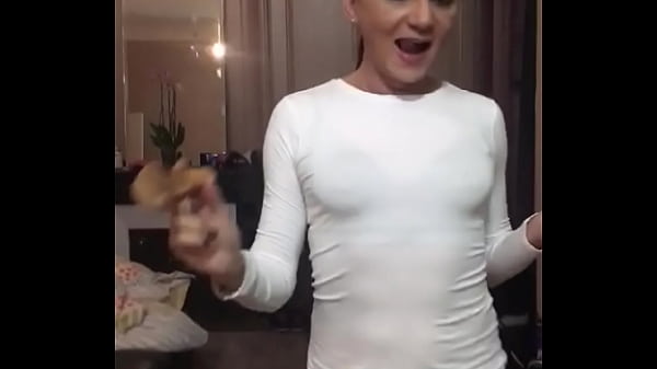 Transvestite Tease and Play