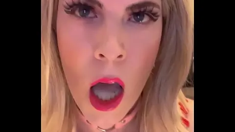 Trans Shemale Jessica Bloom Deep Thrusts on Monster Dildo Knot