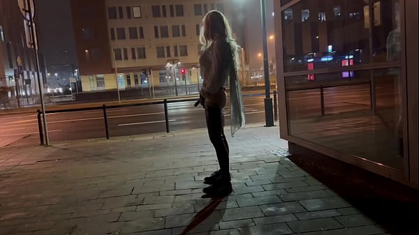 Shemale Exhibitionist Flashes Big Dick Outdoor